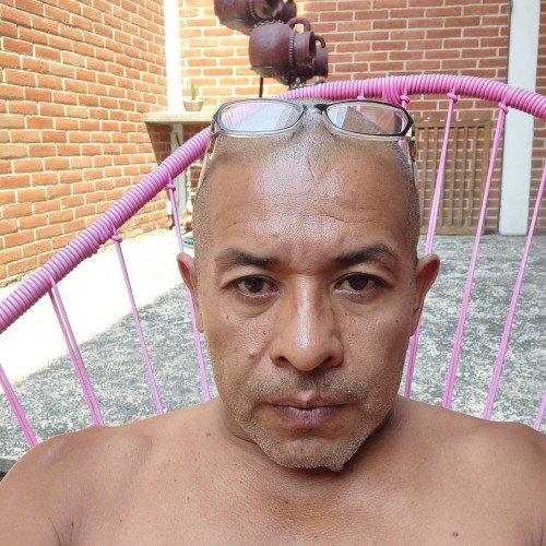 Gonzalo  P.