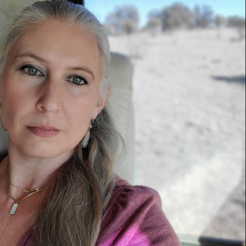 Julie H. profile photo