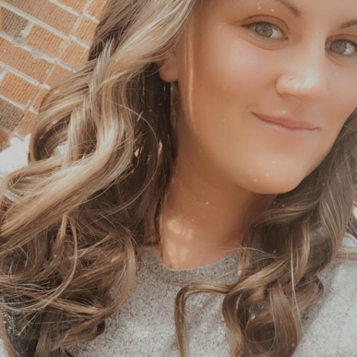 holly l. profile photo