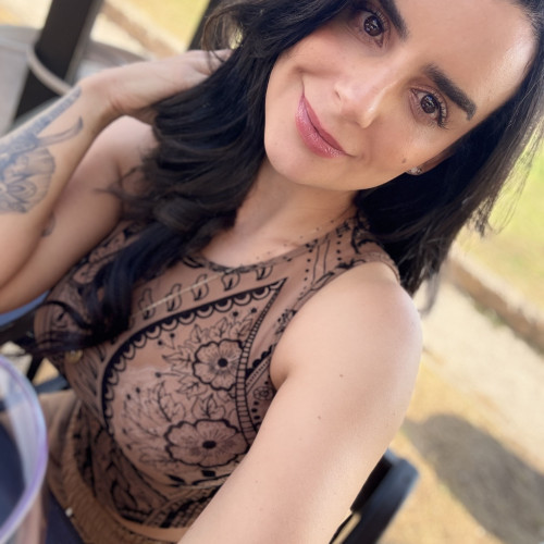 Carli c. profile photo
