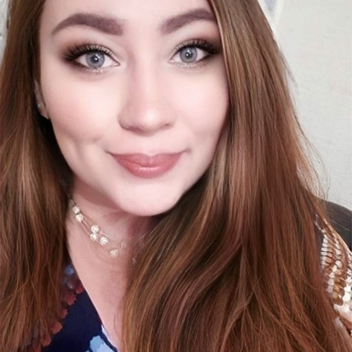 Alejandra L.