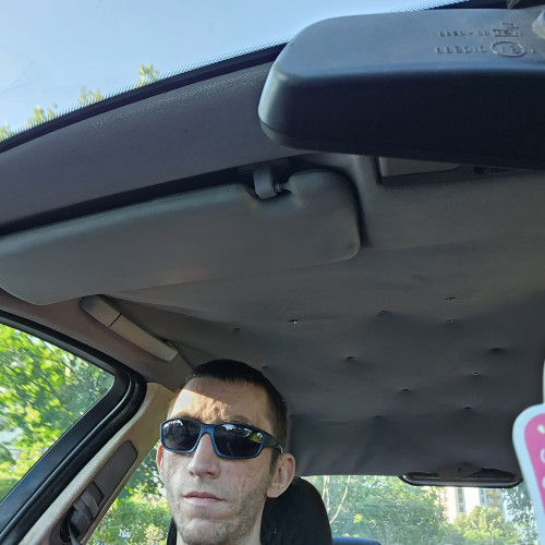 Viktor T. profile photo