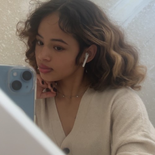 Adore R. profile photo