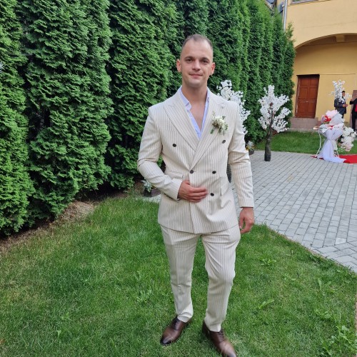 Bogdan N.