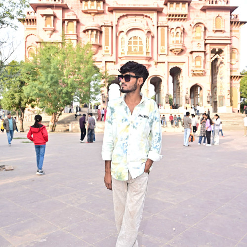 x Rahul R. profile photo