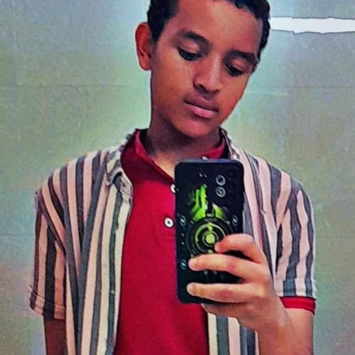 NAHOM g. profile photo