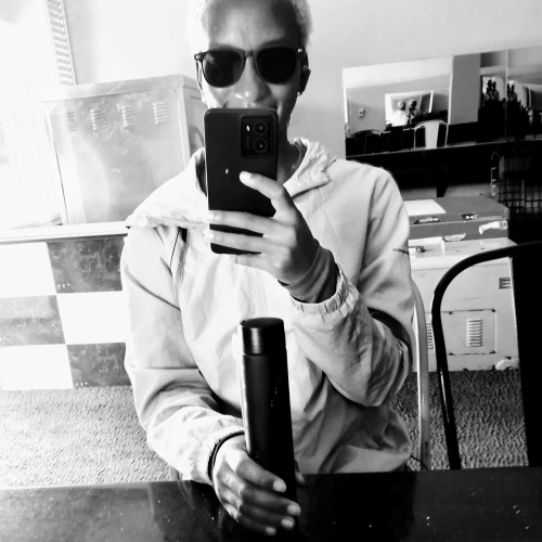 Anky b.