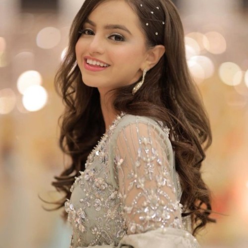 Guriya G. profile photo