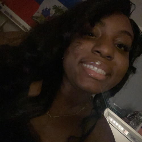 holly  c. profile photo