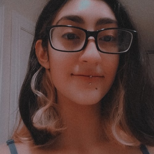 Mia R.