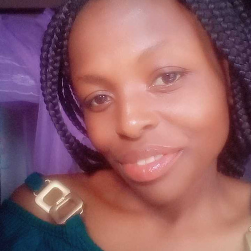 Ivone L. profile photo