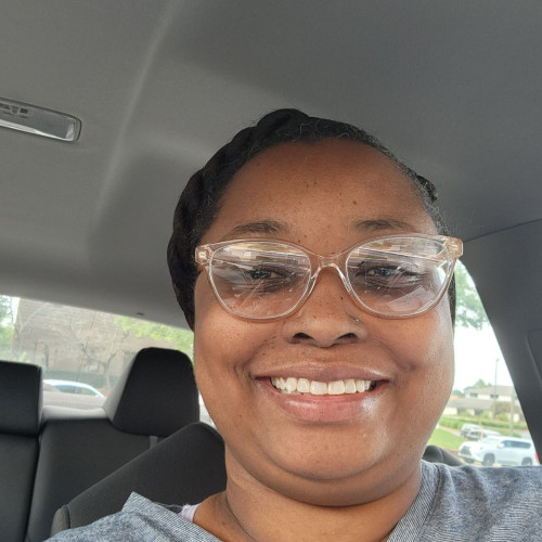 Moza M. profile photo