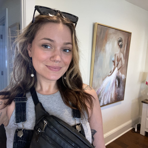 Holly W. profile photo