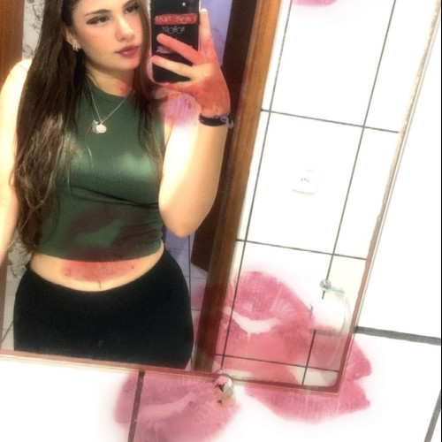 Ana Julia L.