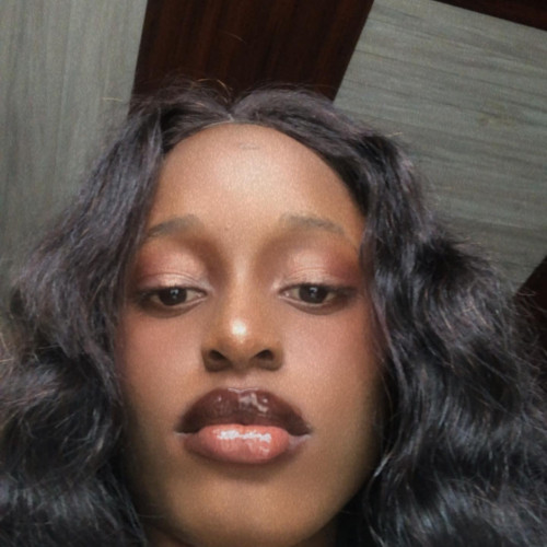 Praise  B. profile photo