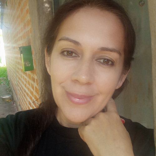 Mariza R. profile photo