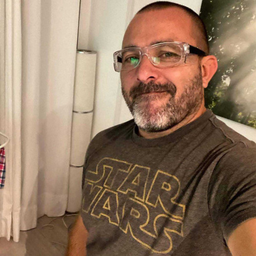 James R. profile photo