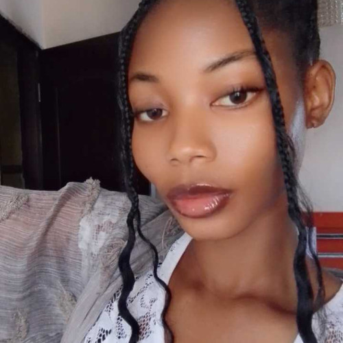 lizzy j. profile photo