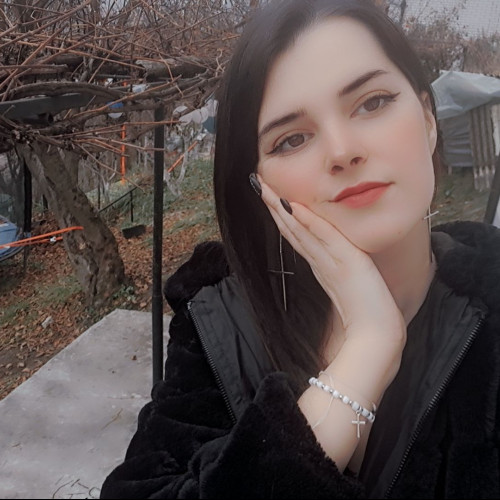 Ophelia J. profile photo