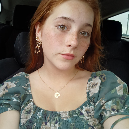 Zoe K. profile photo