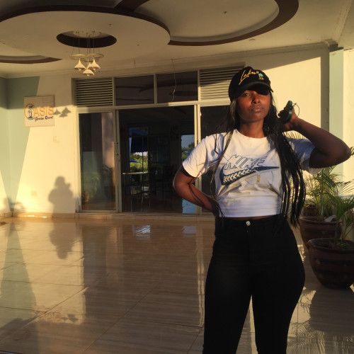 peris w. profile photo