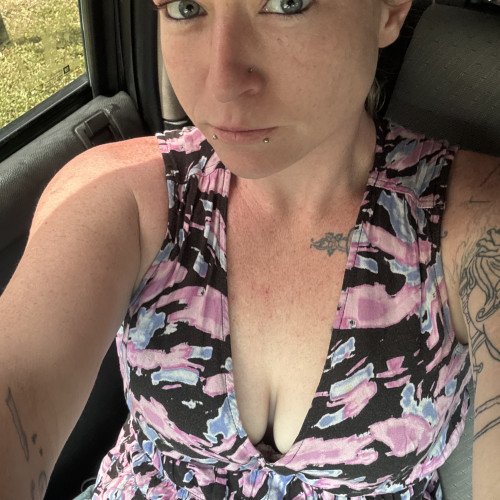 Julie G. profile photo