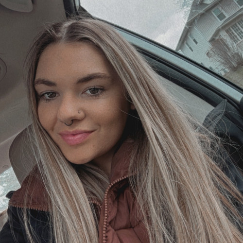 Brittney L. profile photo