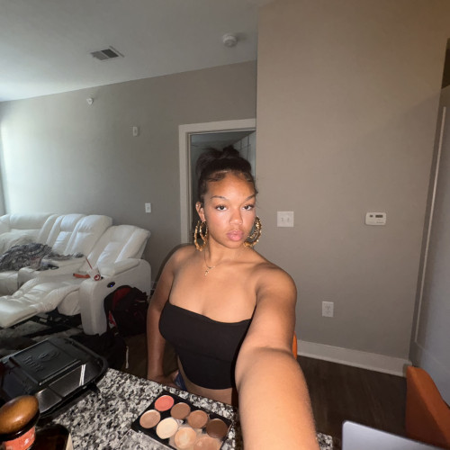 Ally P. profile photo