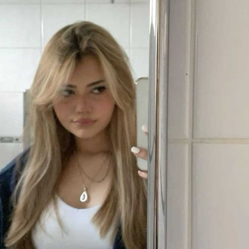 Alexis S.