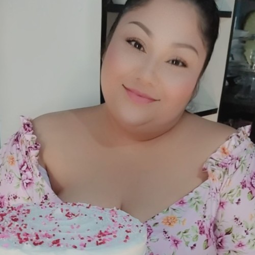 Claudia  L.