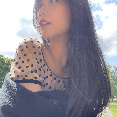 LOL L. profile photo