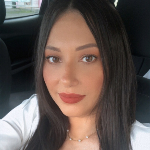 Pia J. profile photo