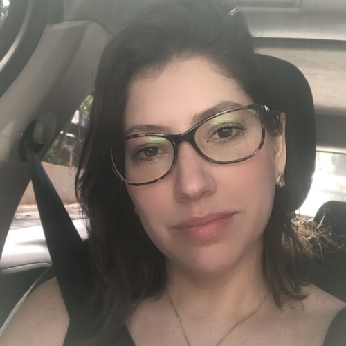 Luana S.