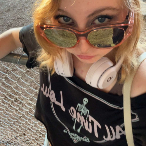 Jewel M. profile photo