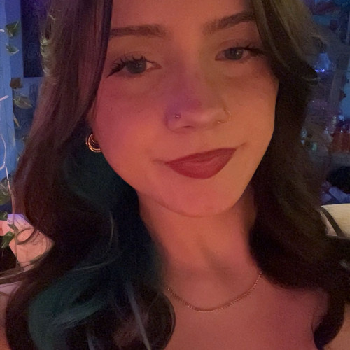 Leeza C. profile photo