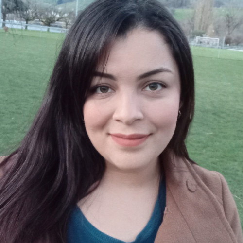 Karolyne F. profile photo