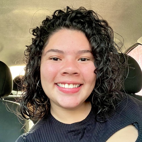 Dayanna A.