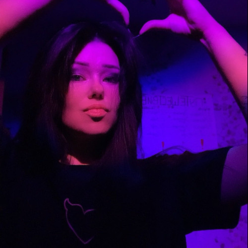 Viktoria V.