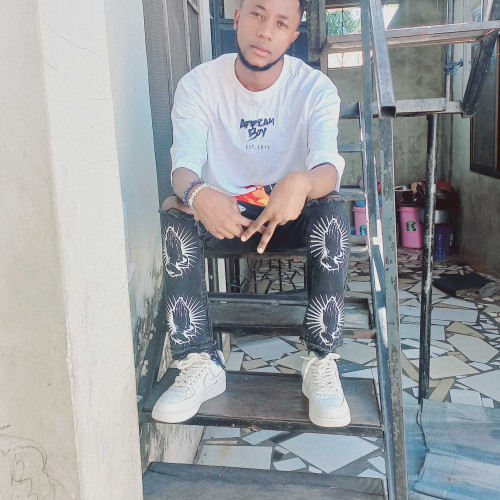 Fadhili n. profile photo