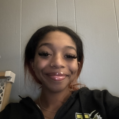 victoria p. profile photo