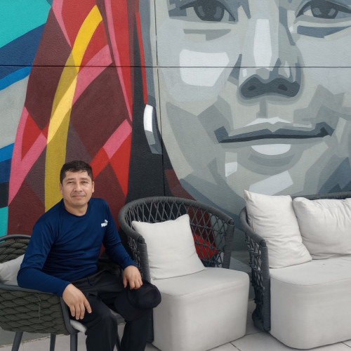 Carlos R. profile photo