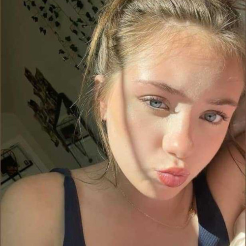 Arina E. profile photo
