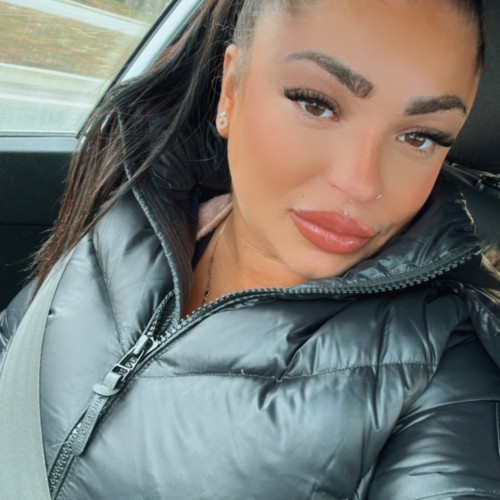 Vanessa B.