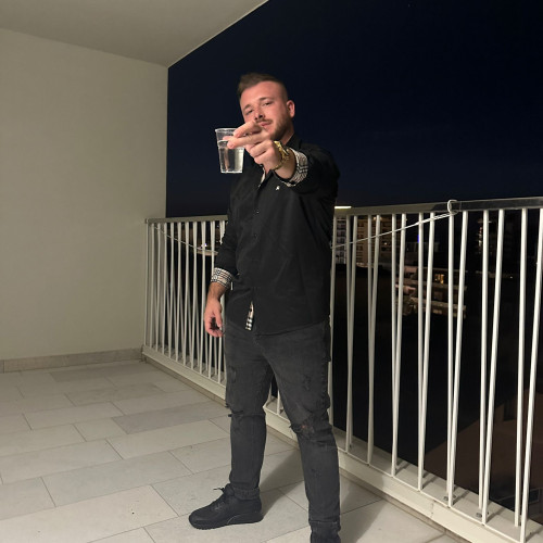 Oliver S. profile photo