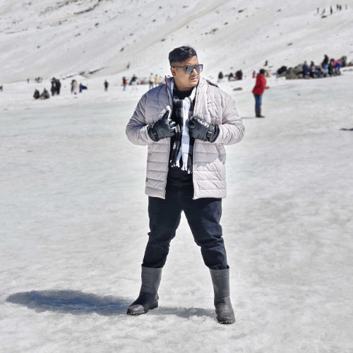 Tushan R. profile photo