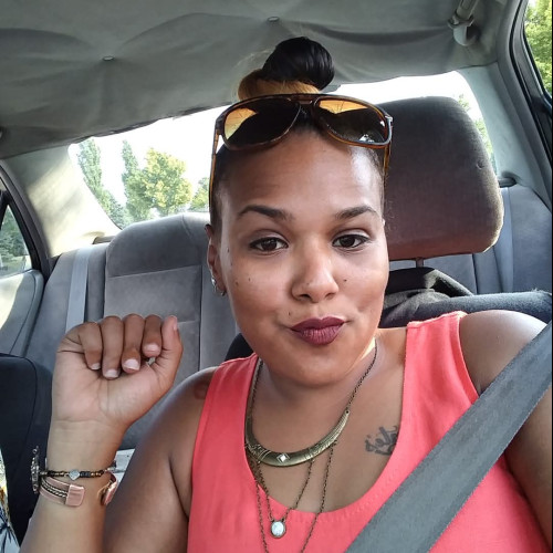 Lesley E. profile photo