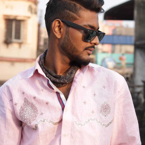 biki r. profile photo