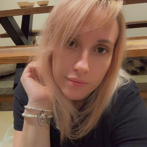 Louise C. profile photo