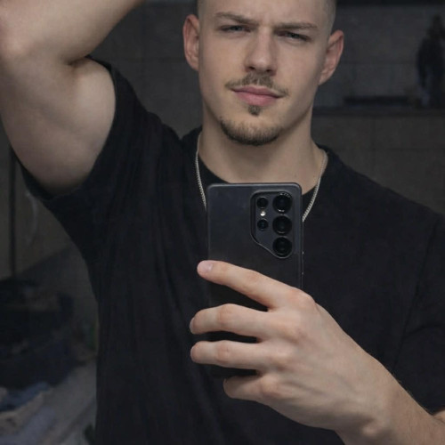 matis L. profile photo