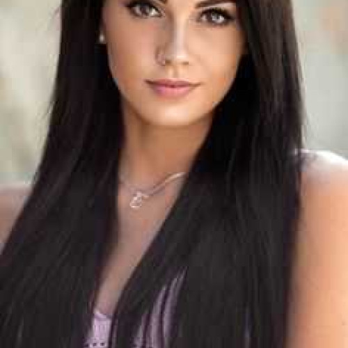 Maite B. profile photo